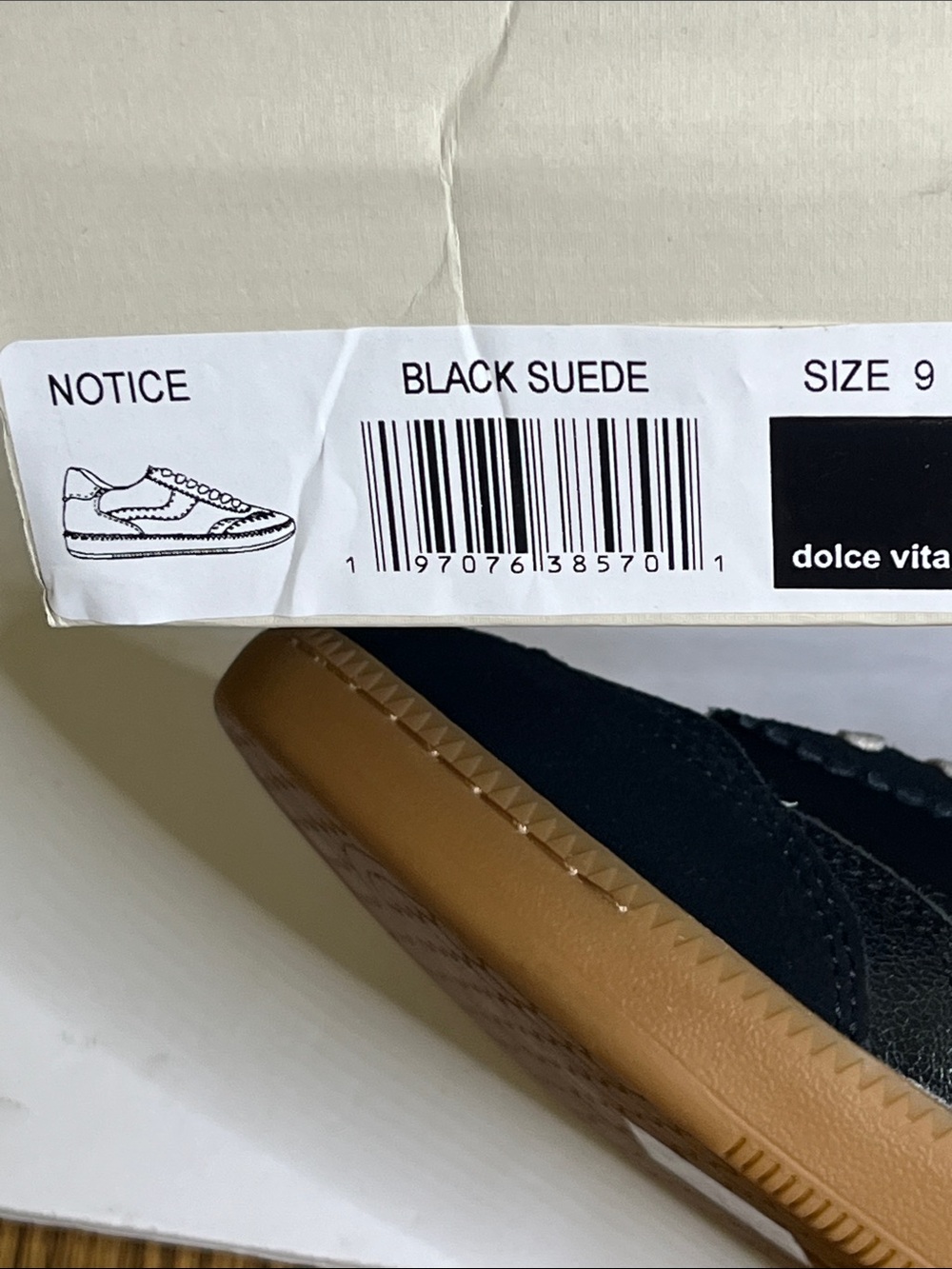 Dolce Vita women’s Black and White Runner Sneakers with Gum Sole - Picture 7 of 8